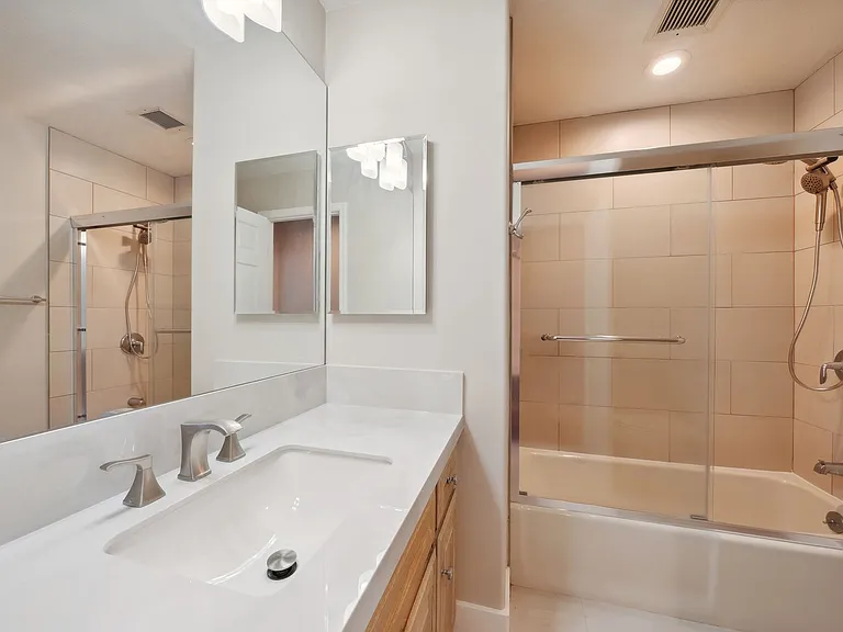 21 Deer Oaks Ct — Photo 36