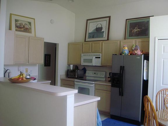 5th image of 3862 Regents Way