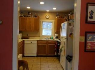 468 Brockway Mills Rd, Springfield, VT 05156