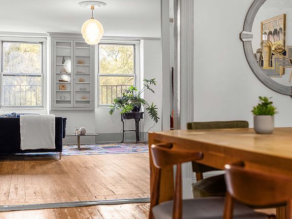 5th image of 185 Broadway #4