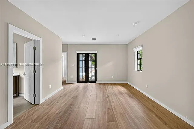 635 Bird Rd — Photo 5