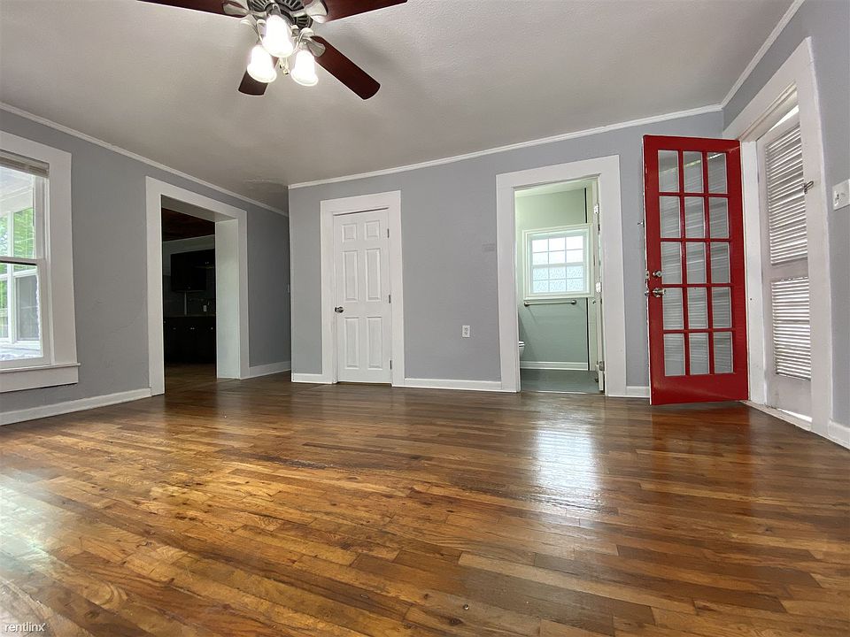 Unit One Bedroom/Living