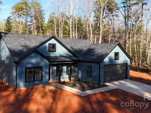 318 Chapel Hill Rd #695, Troy, NC 27371