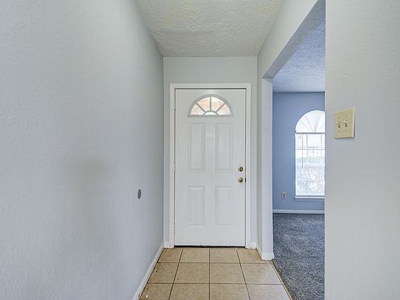 3rd image of 6711 Rockergate Dr