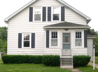 42 Kingsley St, Southbridge, MA 01550