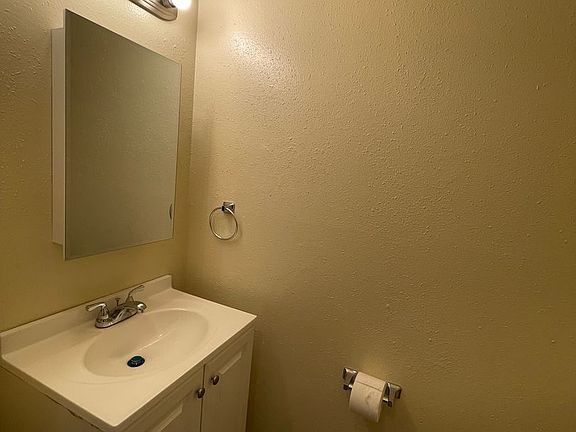 5th image of 1946 Bonanza Ave #3