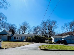 109 Rogers Ave, Barrington, RI 02806