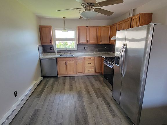 5th image of 39 Wadsworth St Floor 2