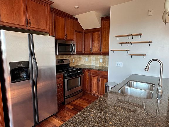 4th image of 3972 Albatross St Unit 406