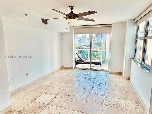 5th image of 31 SE 5th St APT 902