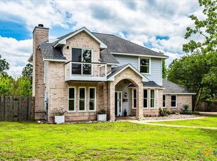 171 Pin Oak Xing, Elgin, TX 78621