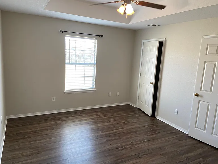 520 Sun Meadow Dr — Photo 8
