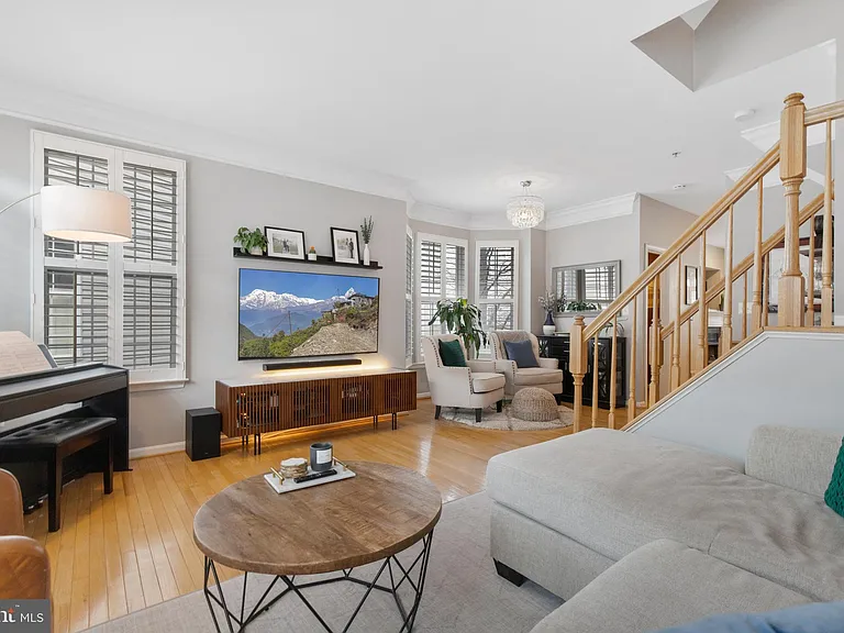 170 Martin Ln — Photo 14