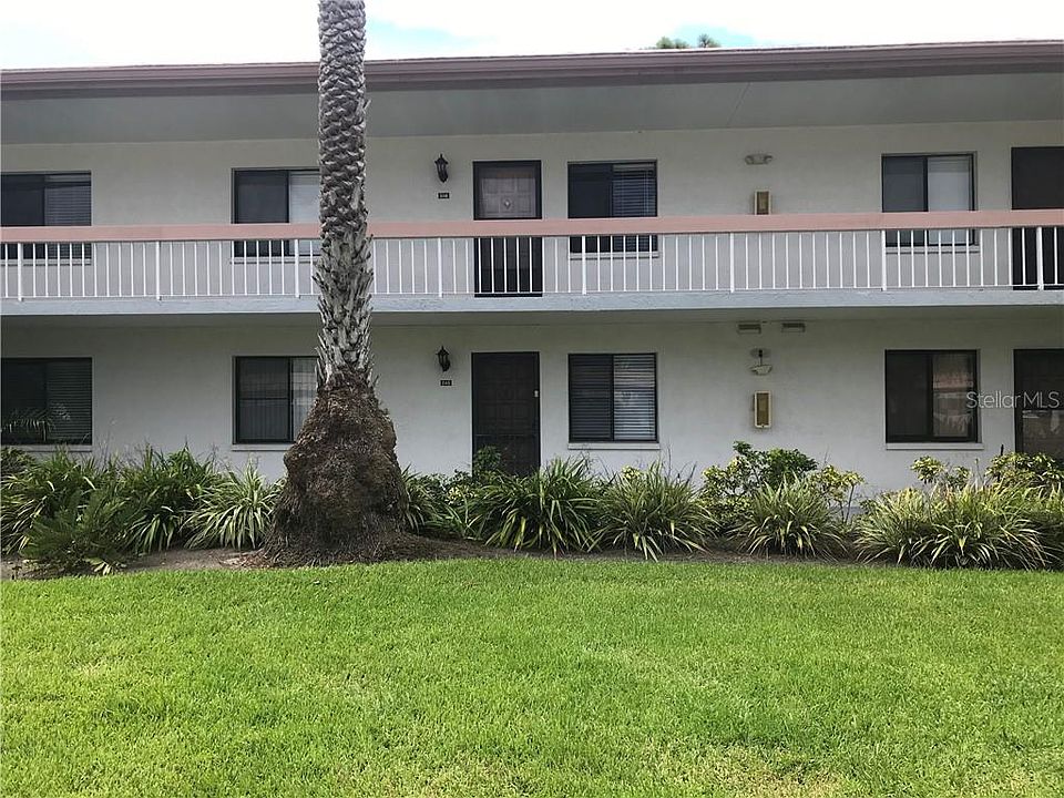 1st image of 105 Lakeview Way #5