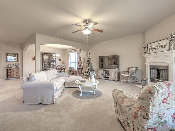4th image of 22055 Mission Canyon Ln