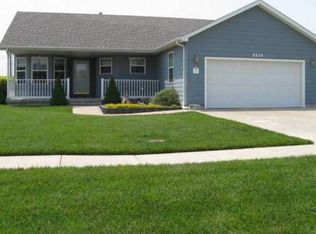 2516 Calcutta Dr, Salina, KS 67401