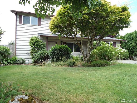3rd image of 1913 Riverview Dr NE