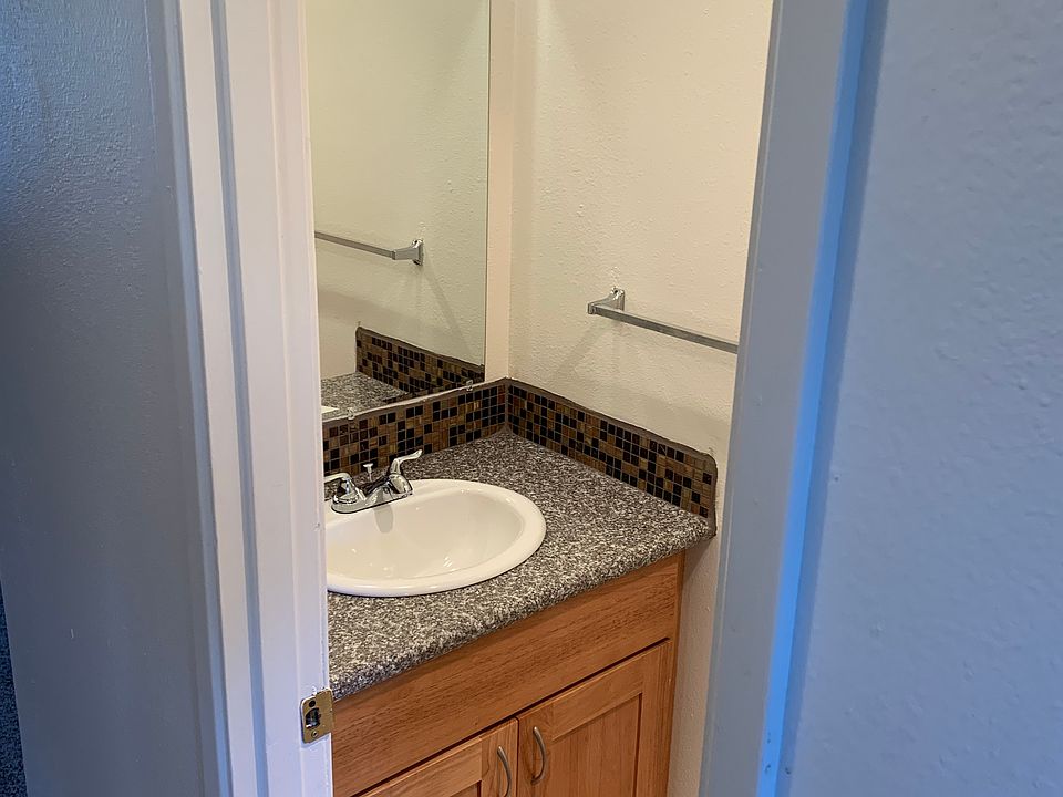 1st image of 3005 St Johns Blvd APT 17