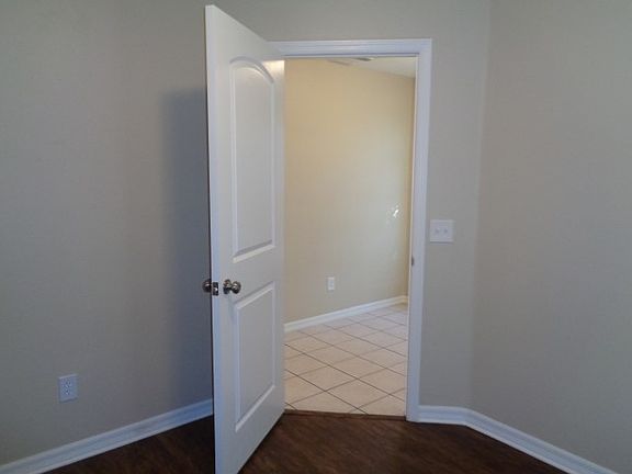 2nd image of 6131 Skylarkcrest Dr