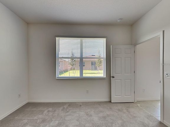 4th image of 748 Richmond Estate Ave
