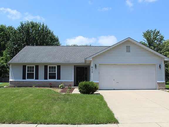 2nd image of 612 Woodfield Cir