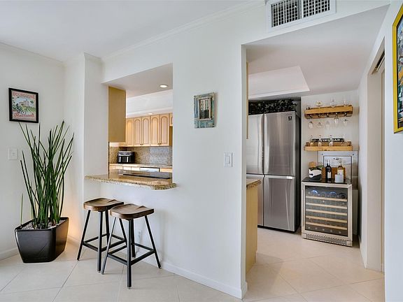 5th image of 4300 N Ocean Boulevard #11M
