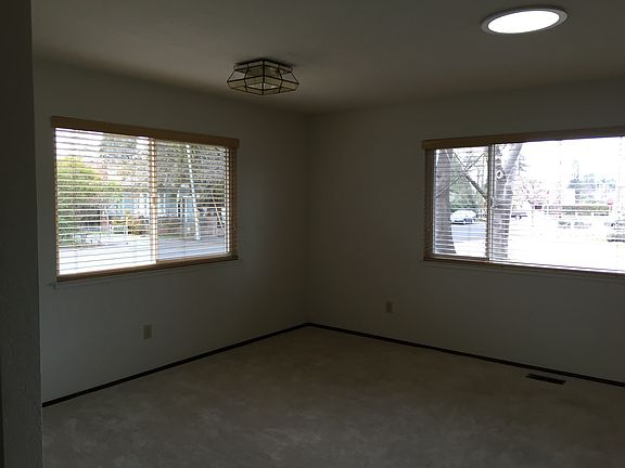 4th image of 1338 Peggy Ct