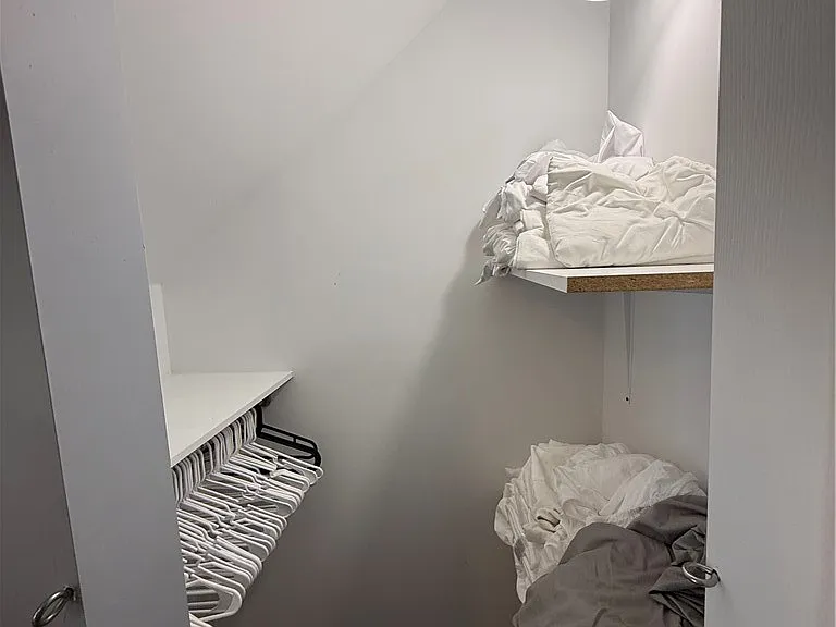 412 Court St #2 — Photo 9