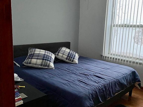 3rd image of 1258 N Kedzie Ave APT 3