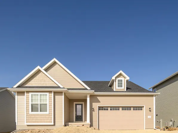 515 E Verleen Ave, Waunakee, WI 53597