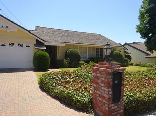 2118 Tondolea Ln, La Canada Flintridge, CA 91011