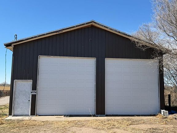 5th image of 914 N Splinter Rd.