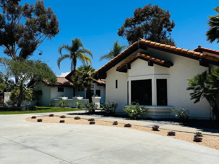 15865 Bromegrass Ct — Photo 2