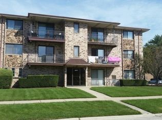 10340 S Mayfield Ave, Oak Lawn, IL 60453