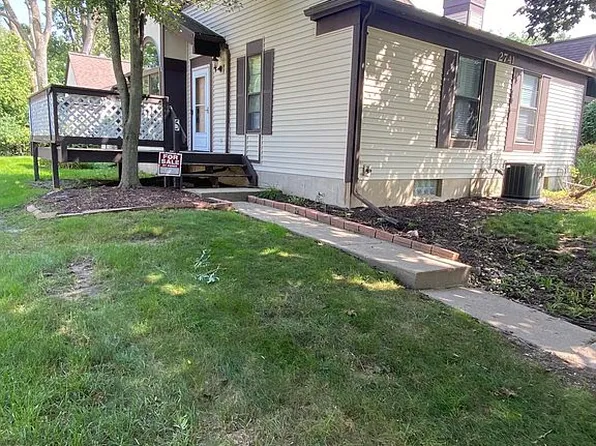 2741 Trudy Ln Unit 5, Lansing, MI 48910