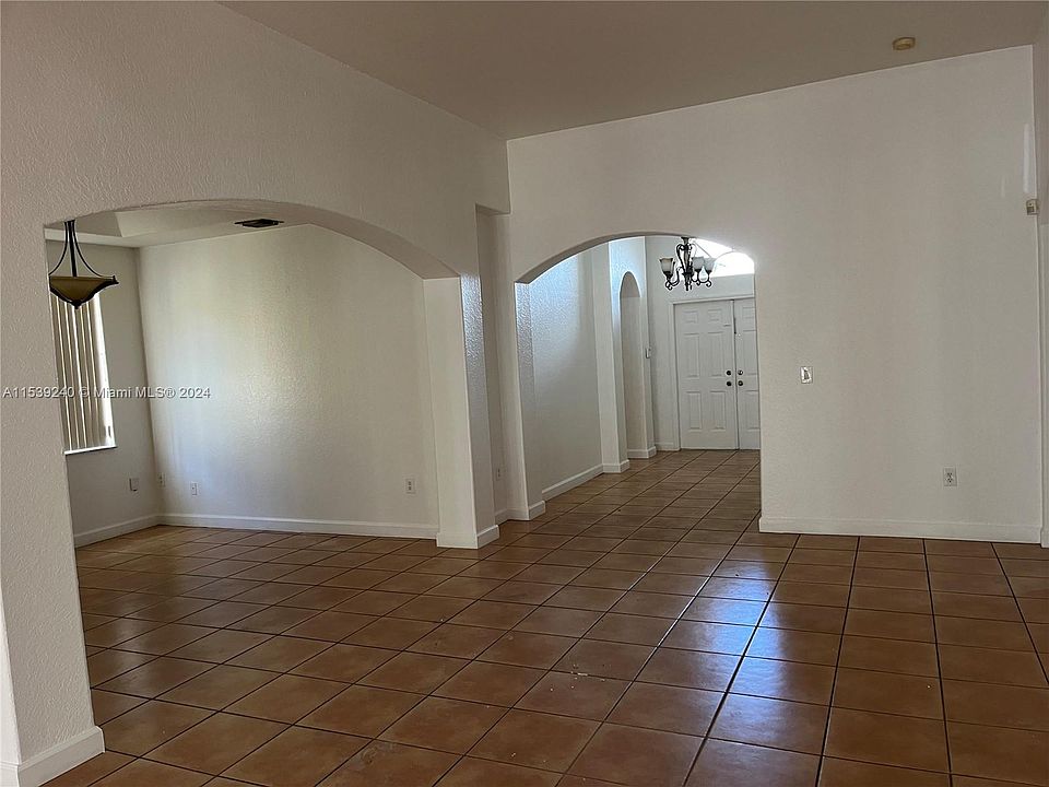 2nd image of 4018 SW 156th Ct