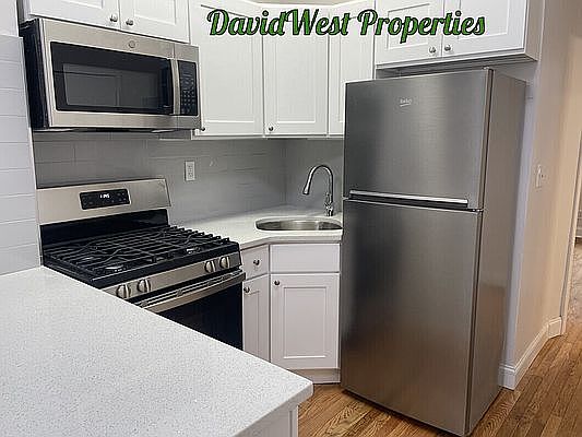 1st image of 693 6th Ave APT 1L