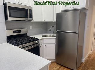 693 6th Ave APT 1L, Brooklyn, NY 11215