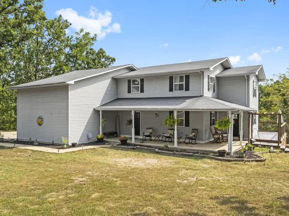 379 Lakewood Loop, Marshfield, MO 65706