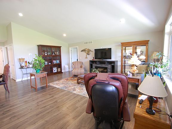 3rd image of 2175 Pilatus Ct