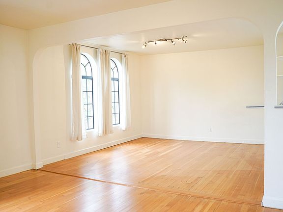 5th image of 4008 N Mississippi Ave #2