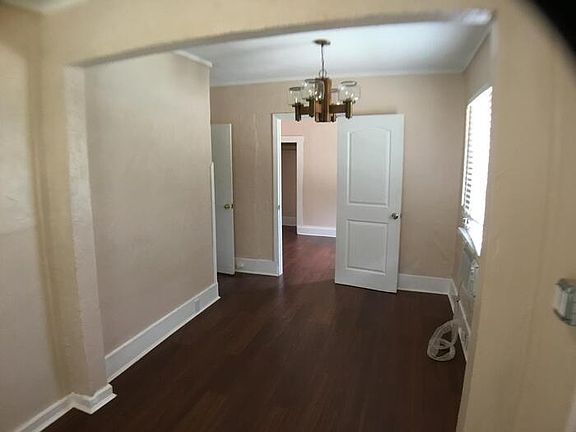 3rd image of 3320 Edgewood Ave