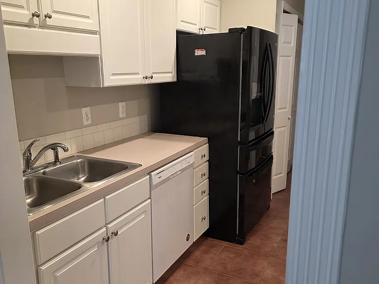 7504 Riverside Ct — Photo 13