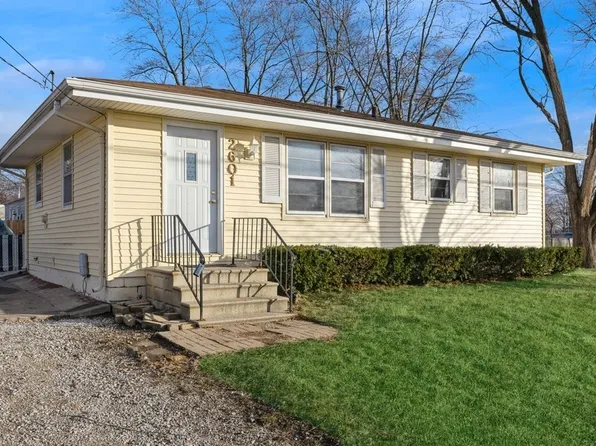 2601 E 36th Ct, Des Moines, IA 50317