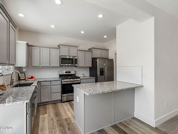3rd image of 18559 Relay Ridge Ct