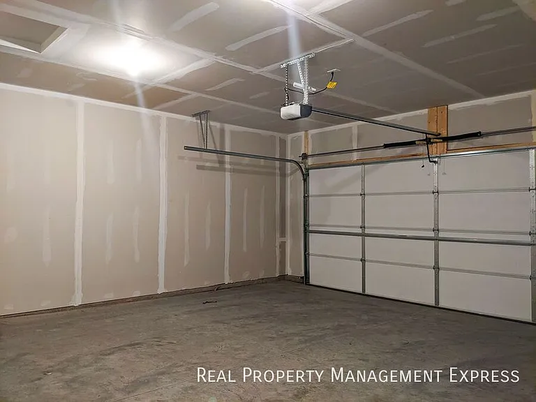 5414 S Dubuque Ave — Photo 16
