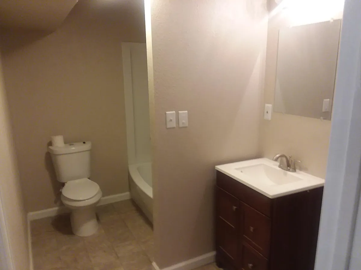 Downstairs Bath with Tub /Shower. - 204 S Newark Cir