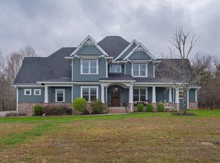 1977 Sitton Mills Pl, Signal Mountain, TN 37377