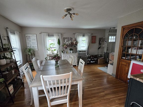 4th image of 6 Shady Ln