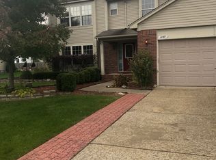 1037 Broad Ax Ln, Smiths Creek, MI 48074